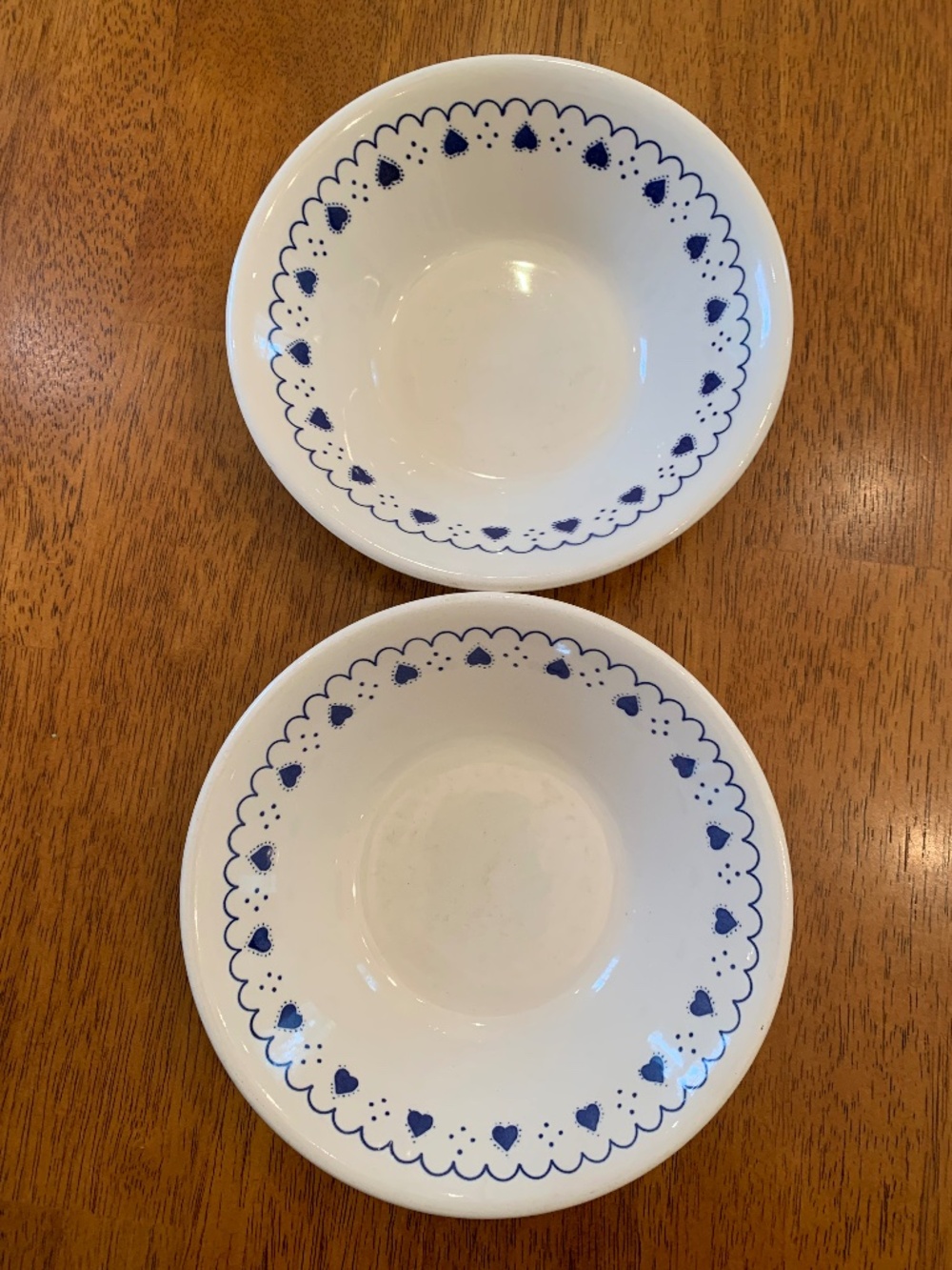 Oxford Brazil Blue Heart Soup Bowls Set of 2 White Folk Cottage Country Kitchen